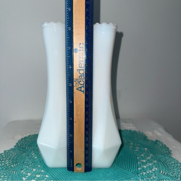 Vintage Milk Glass White Geometric Vases - Set‎ of 2 8.5 inches tall - Picture 2 of 9